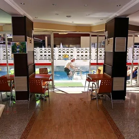 Kleopatra Develi Hotell 2*