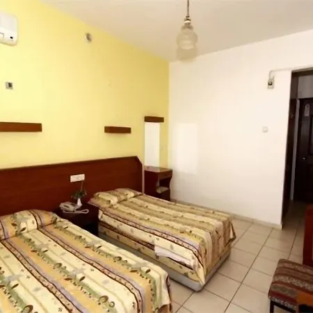 Hotel Kleopatra Develi 2*