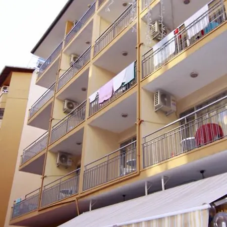 Kleopatra Develi 2* Alanya