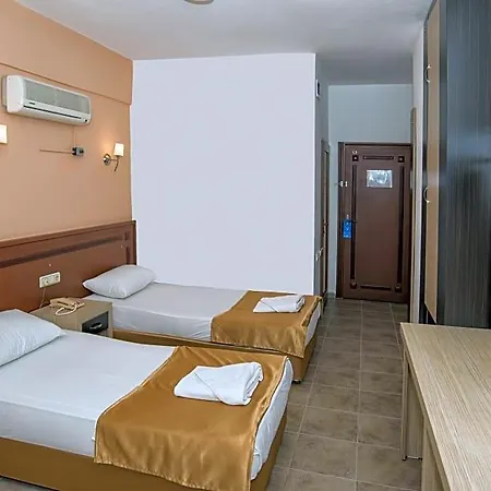 Kleopatra Develi 2* Alanya