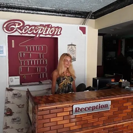 فندق Kleopatra Develi ألانيا